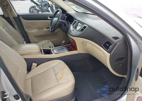 2012 Hyundai Genesis 3.8 z USA, uszkodzony, nr VIN KMHGC4DD5CU167974